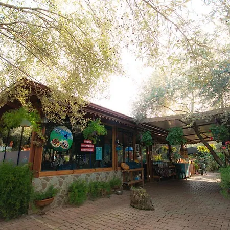 Alpstar Camping&restaurant 3*
