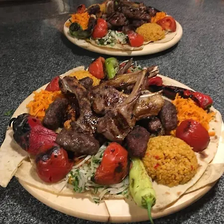 לינה וארוחת בוקר Alpstar & Restaurant